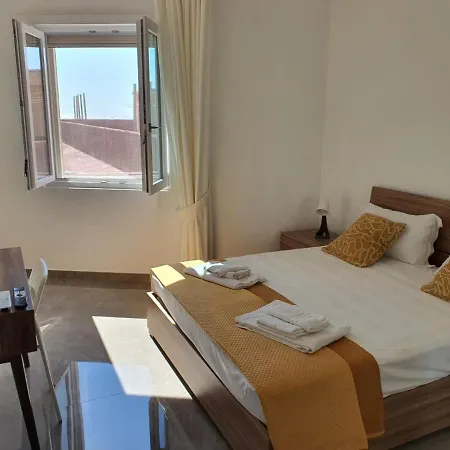 Deviveschi Apartment *